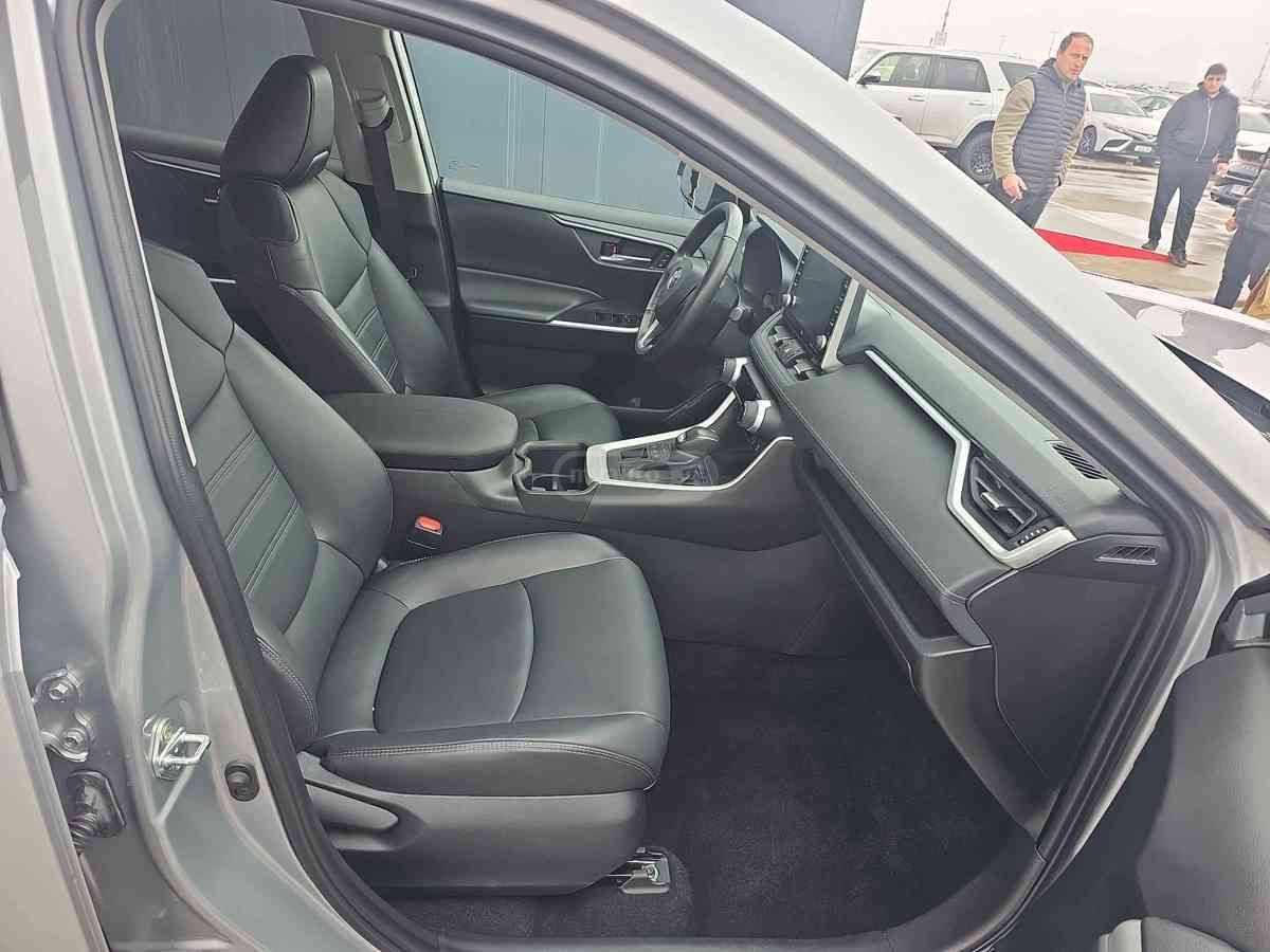 Toyota Toyota RAV4 — миниатюра 10