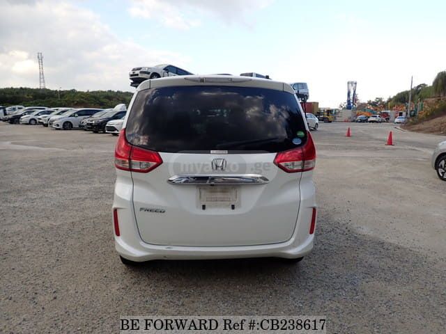 Honda Freed - фото 5