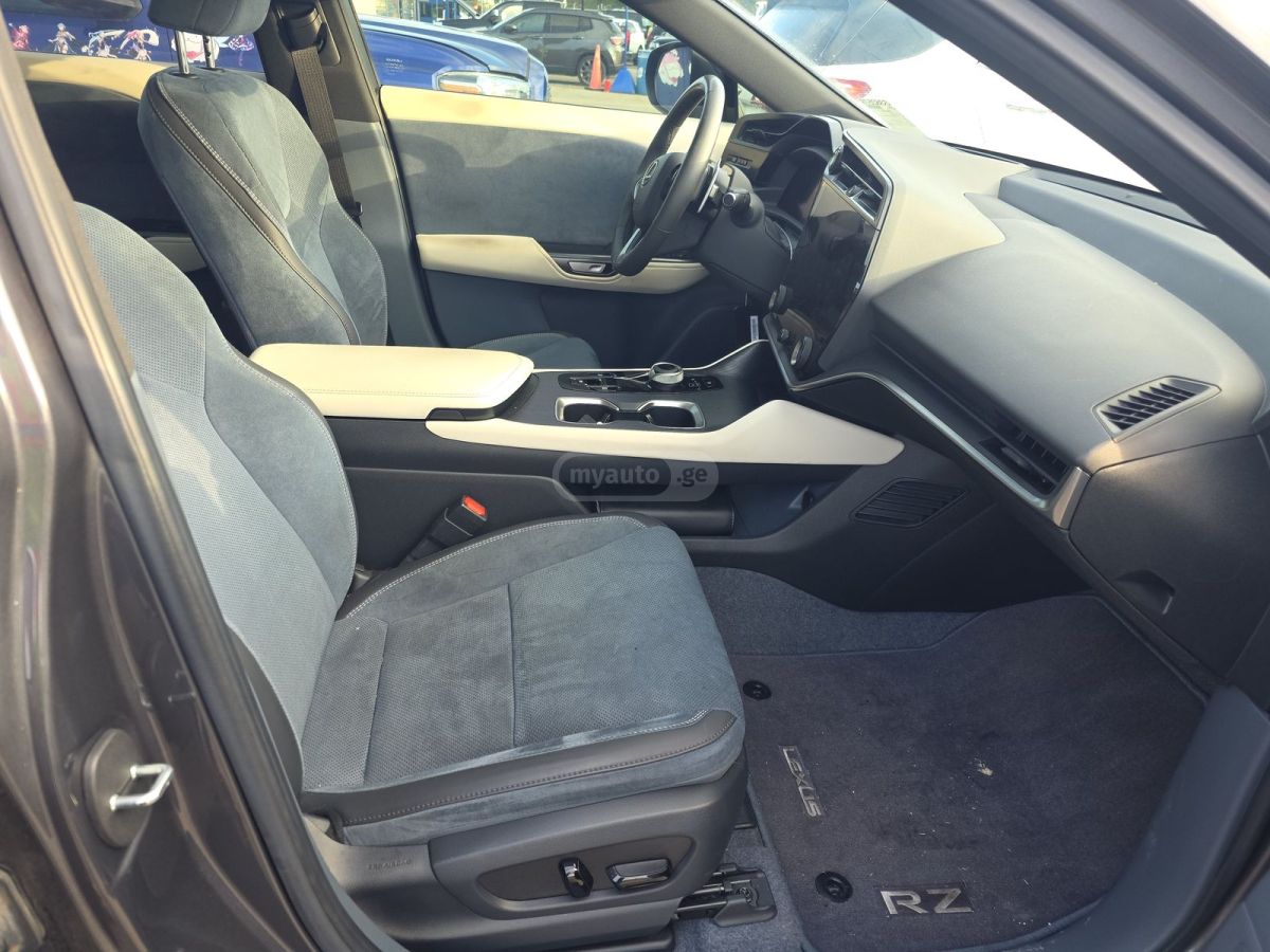 Lexus RZ 450e Luxury 4dr All-Wheel Drive Aut 2023 — миниатюра 5