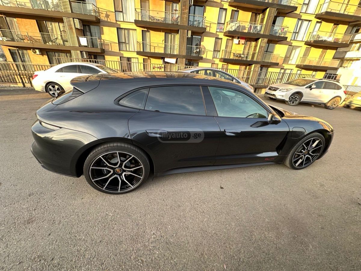 Porsche Taycan Turbo - фото 3