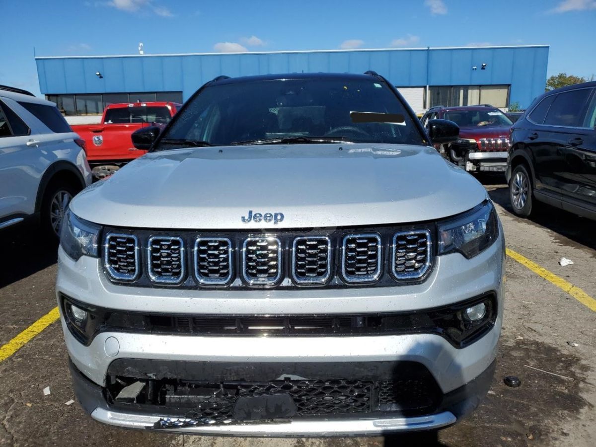 Jeep Limited — миниатюра 3