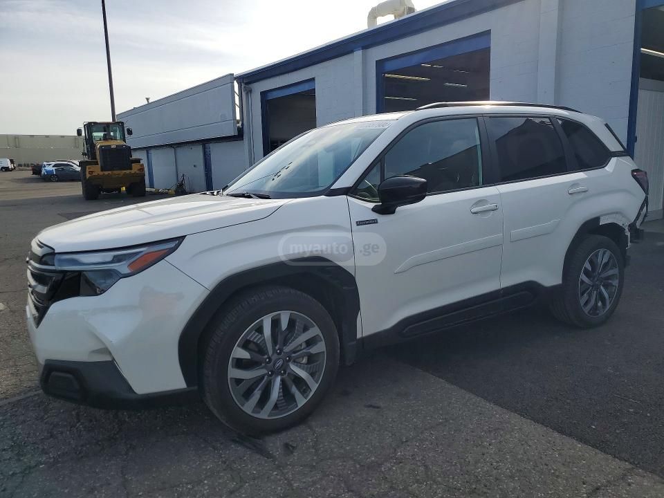 Subaru Forester - фото 1