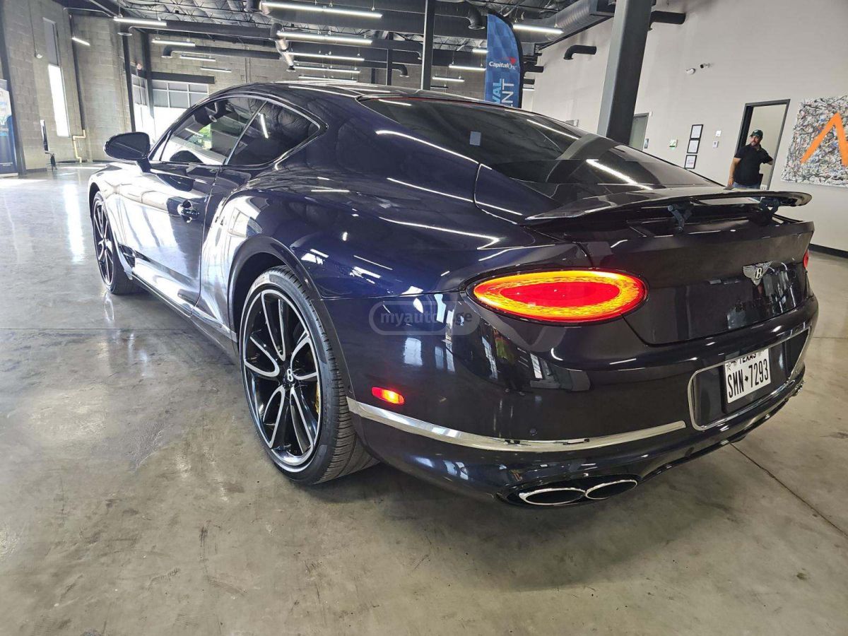 Bentley Continental - фото 4
