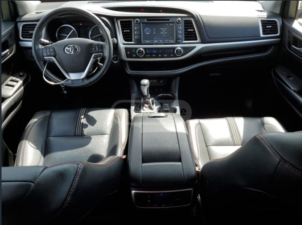 Toyota Highlander - фото 4