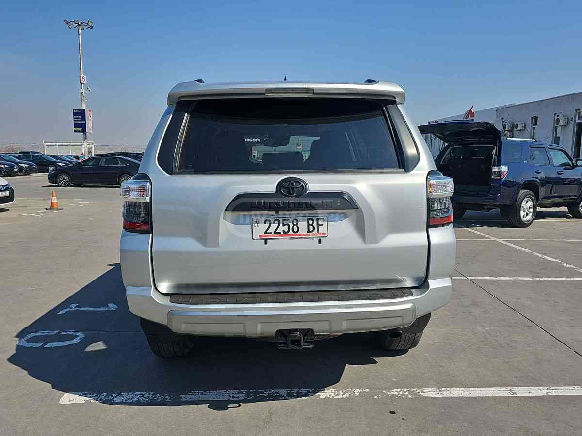 Toyota Toyota 4runner — миниатюра 5