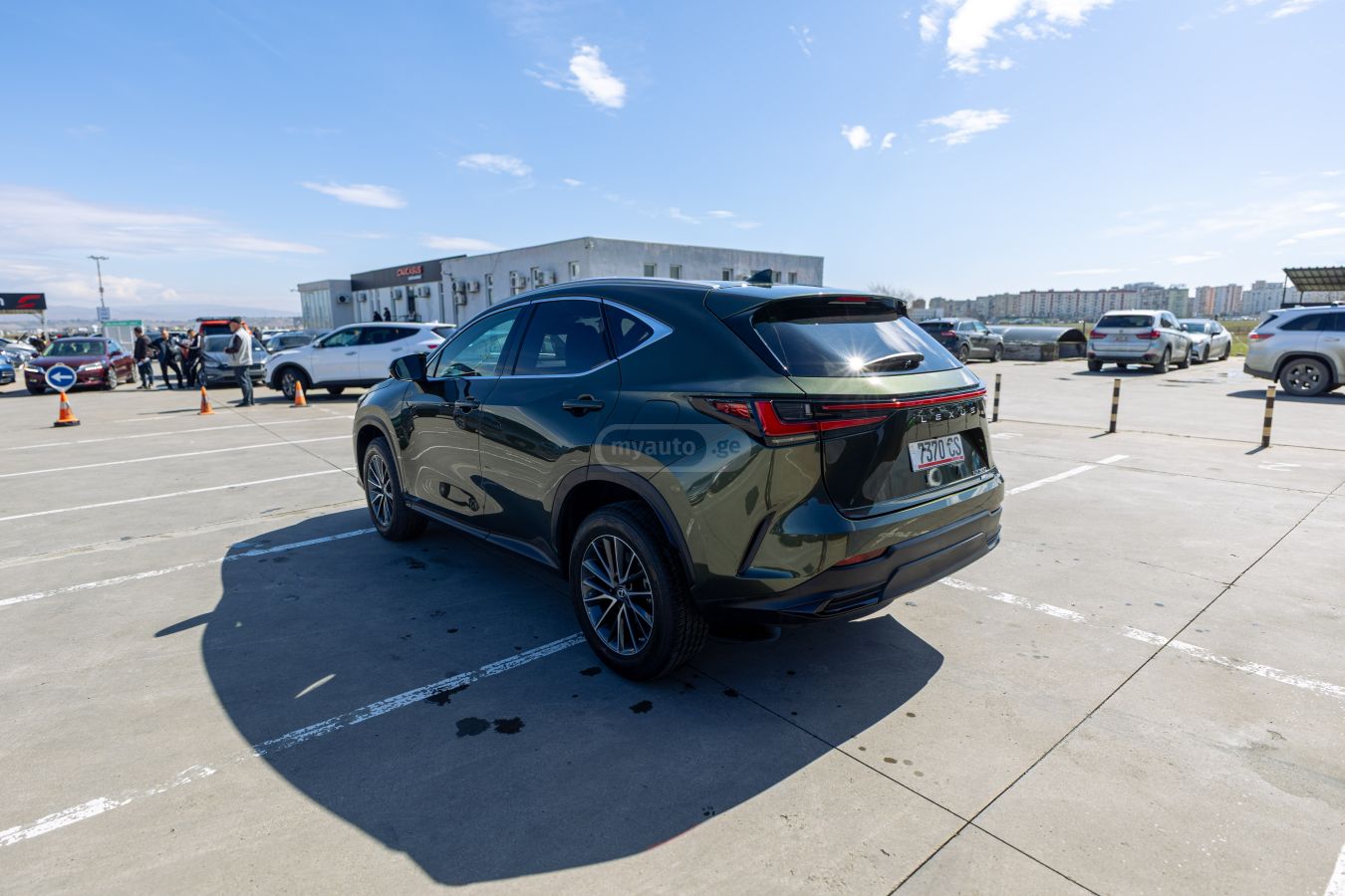 Lexus Lexus NX — миниатюра 6