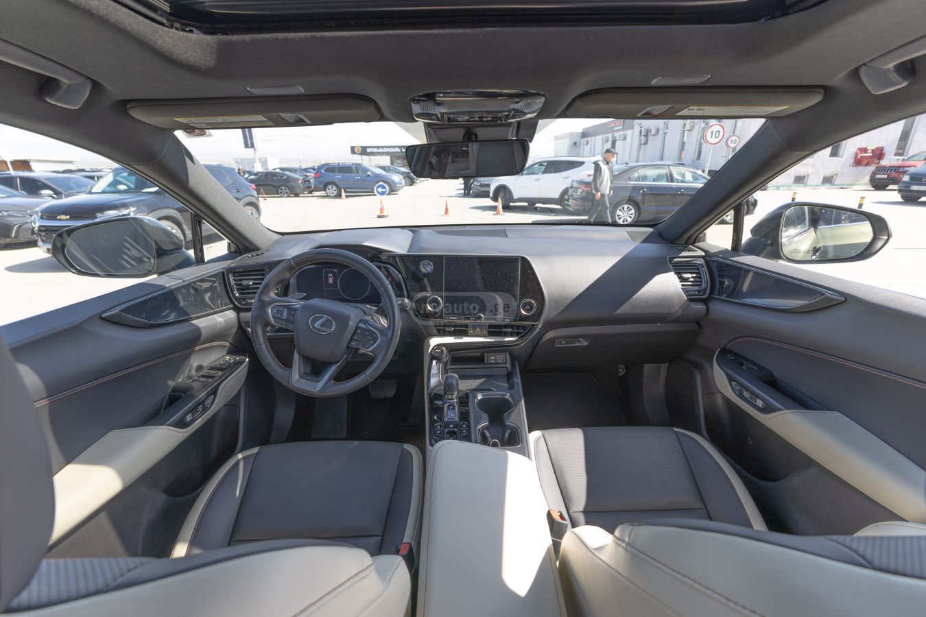 Lexus Lexus NX — миниатюра 9