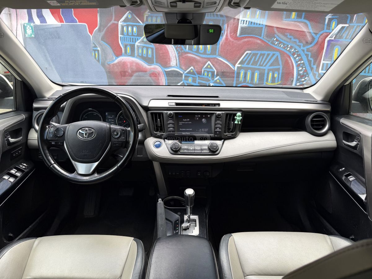 Toyota Rav 4 - фото 5