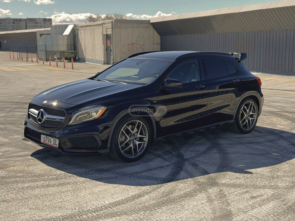 Mercedes-Benz GLA 45 AMG - фото 1