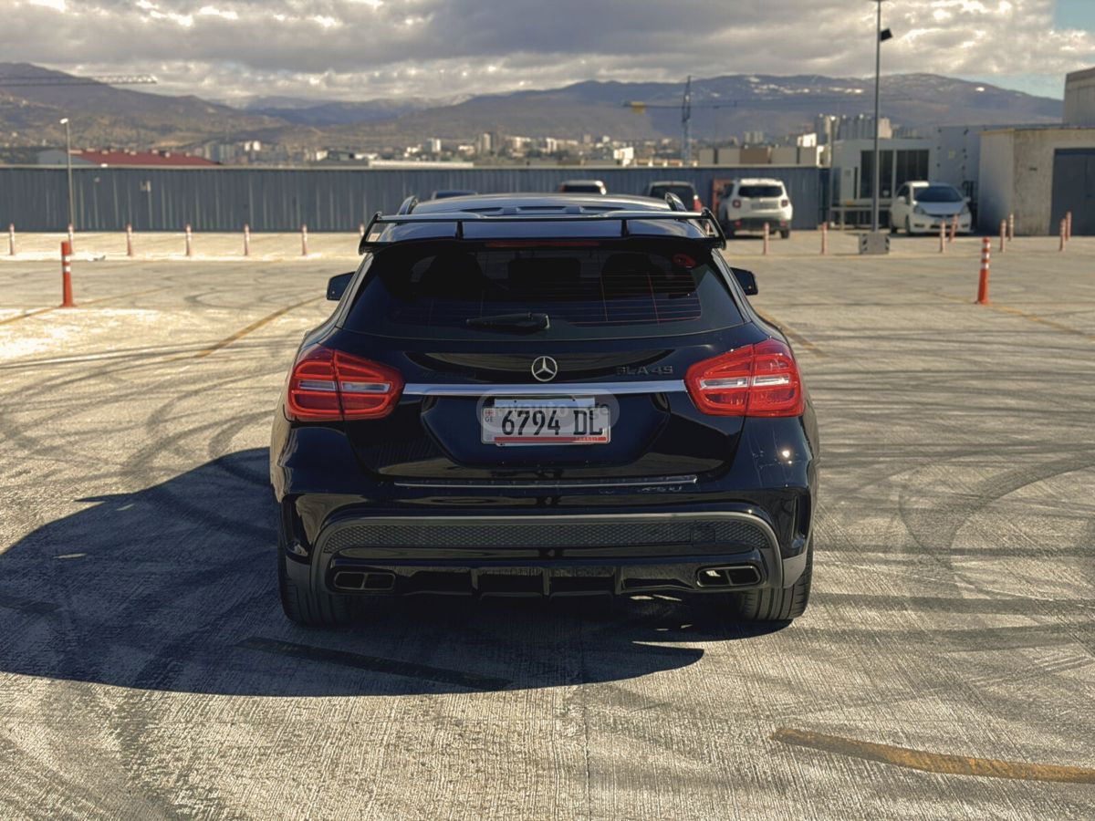 Mercedes-Benz GLA 45 AMG - фото 4