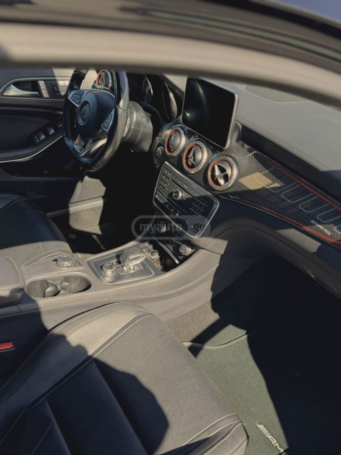 Mercedes-Benz GLA 45 AMG - фото 7