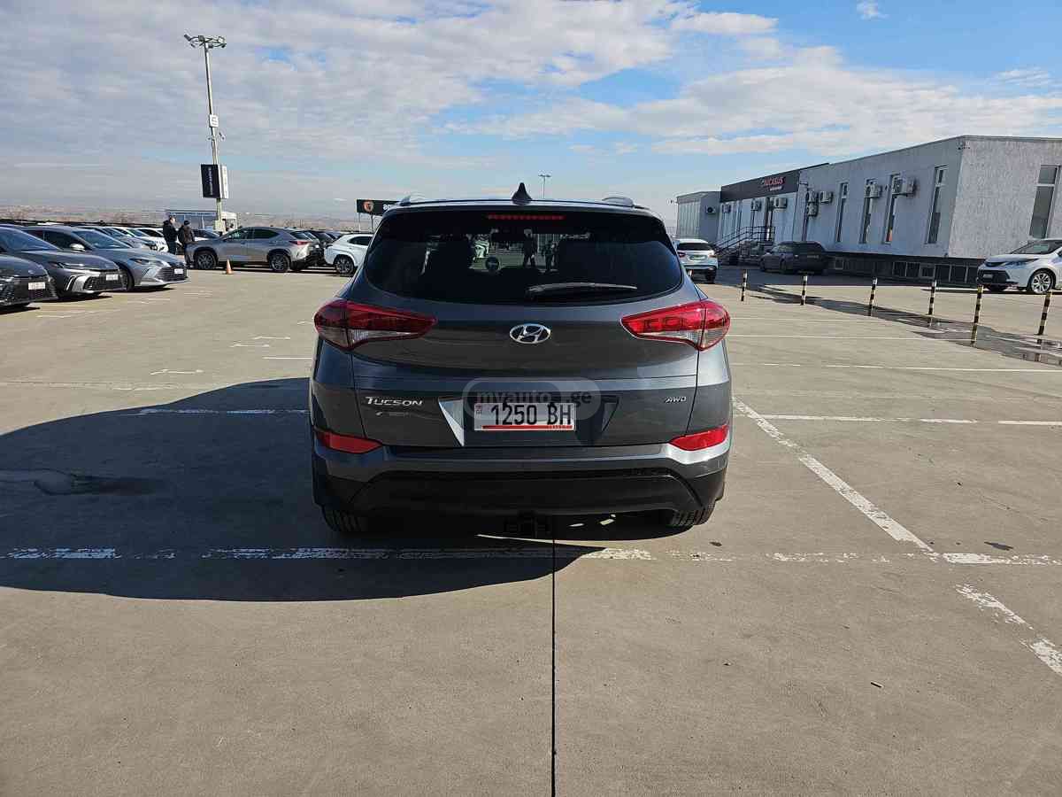 Hyundai Tucson - фото 5