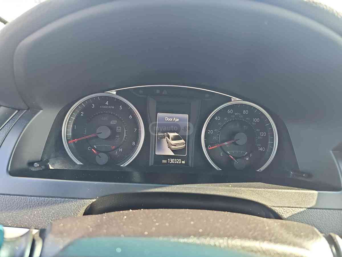 Toyota Camry - фото 10