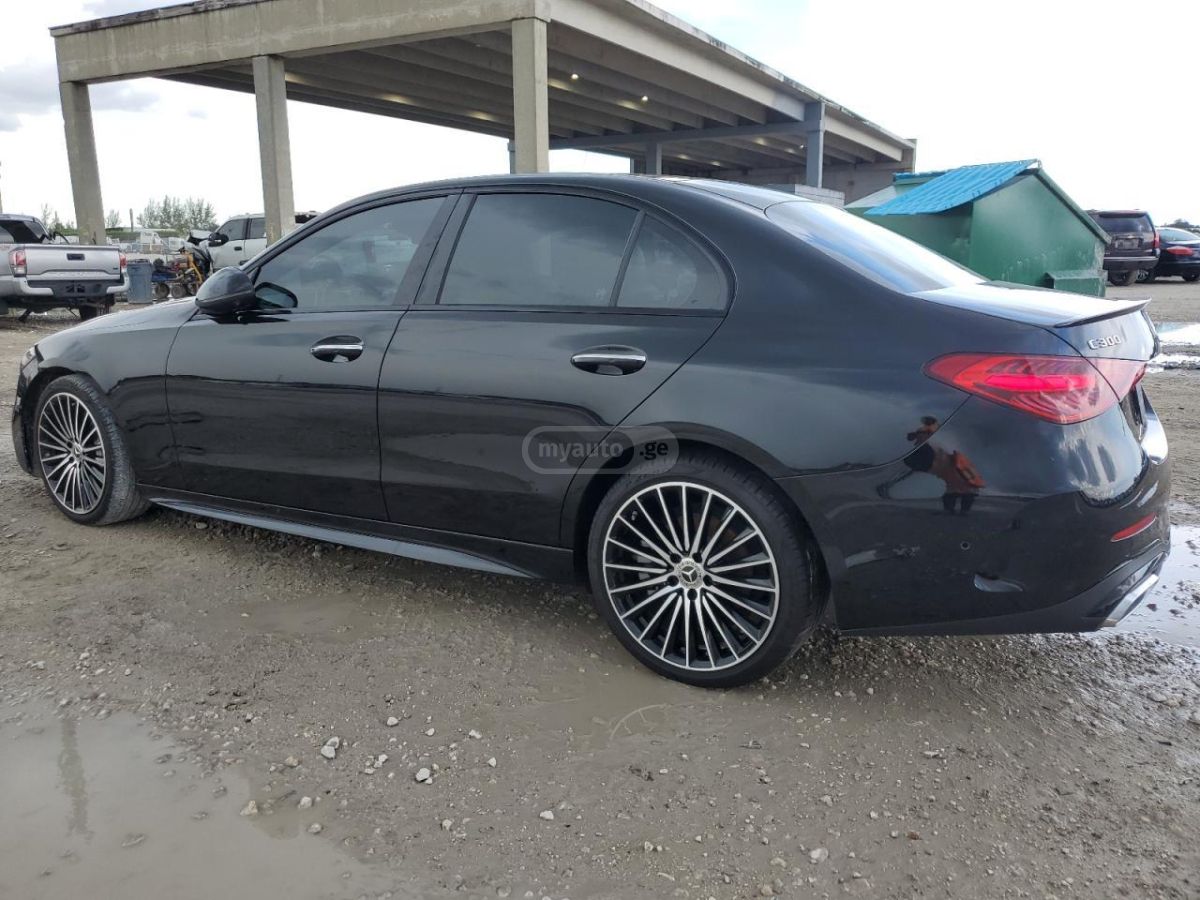 Mercedes-Benz C 300 - фото 2