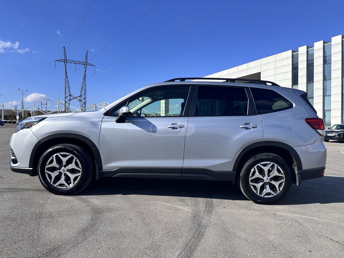 Subaru Forester - фото 2