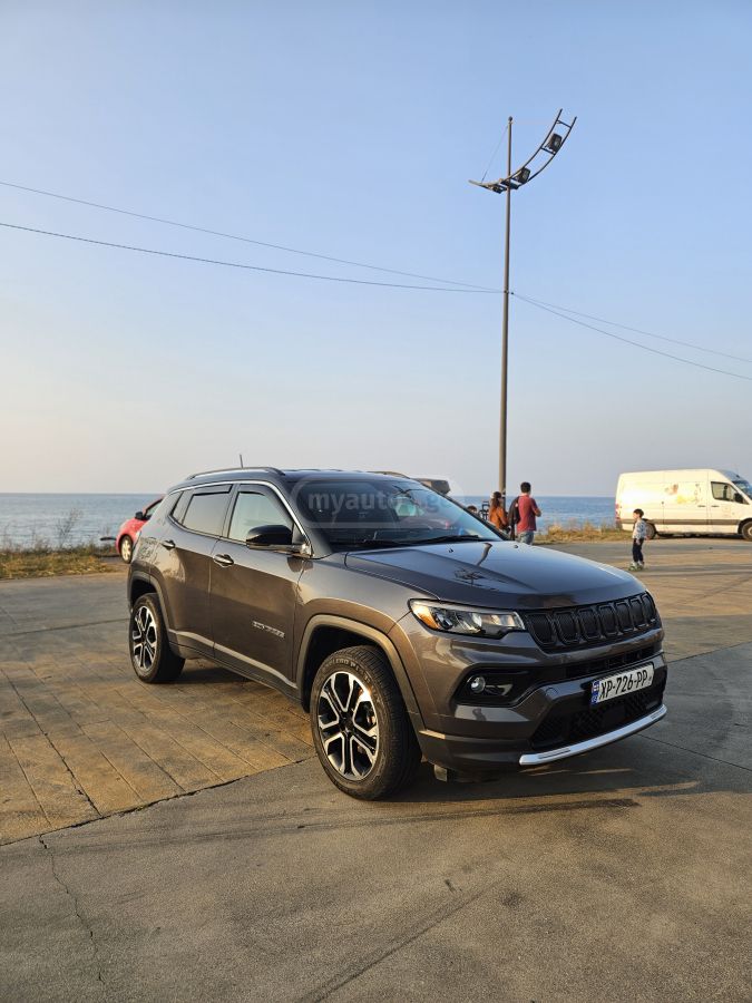 Jeep Limited 4dr 4x4 Automatic — миниатюра 10