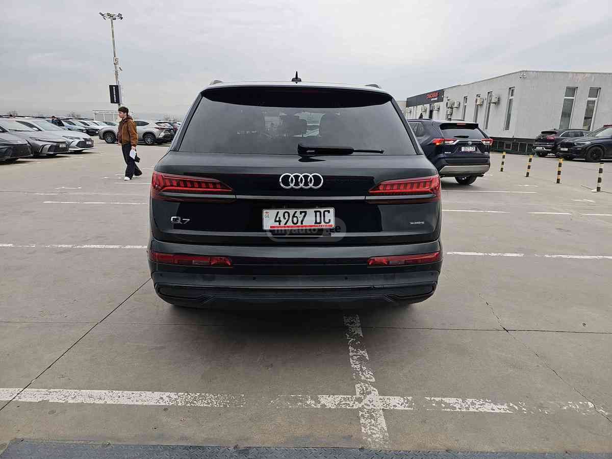 Audi Audi Q7 — миниатюра 5