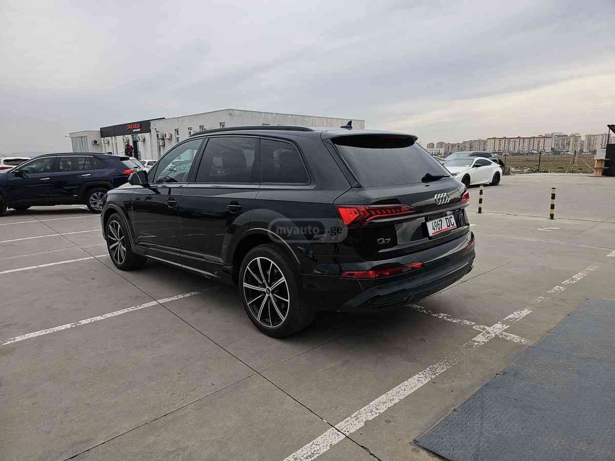 Audi Audi Q7 — миниатюра 6