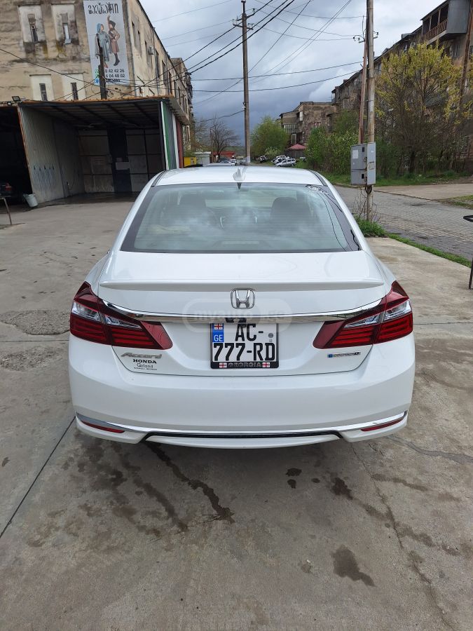 Honda Accord - фото 7