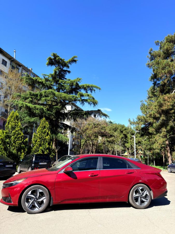 Hyundai Elantra - фото 7