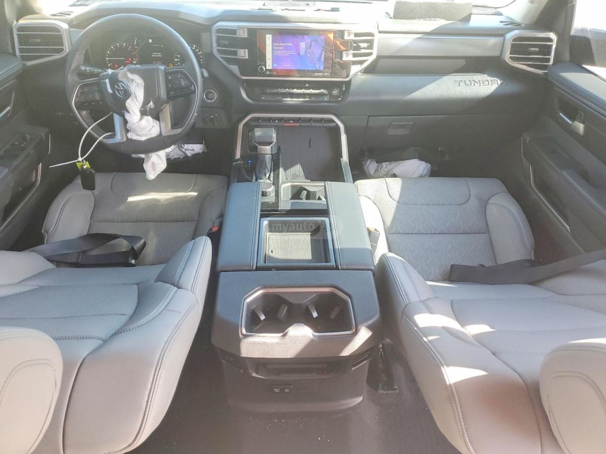 Toyota SR5 4x4 Double Cab 6.5 ft. box — миниатюра 8