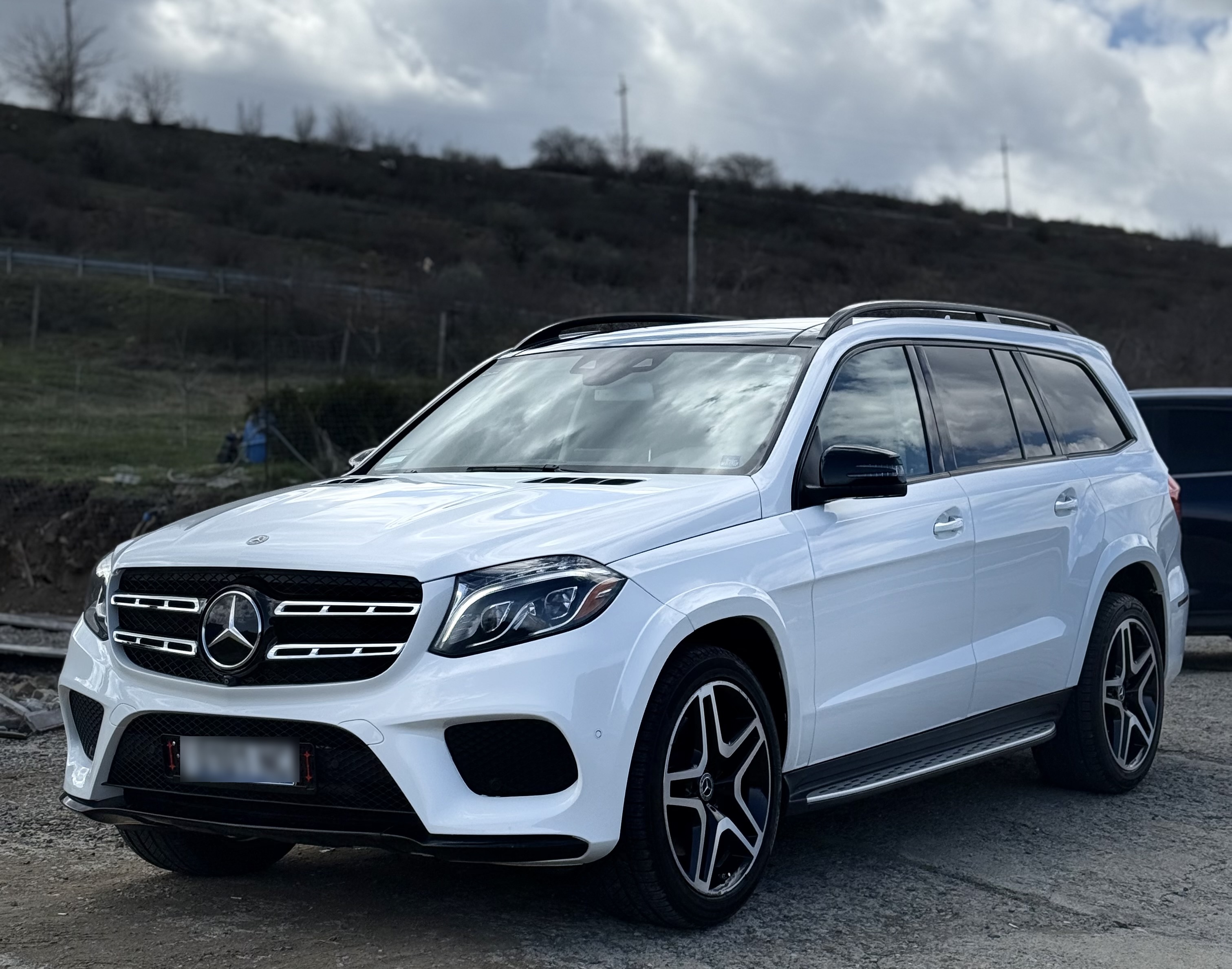 Mercedes-Benz GLS 550 - фото 1