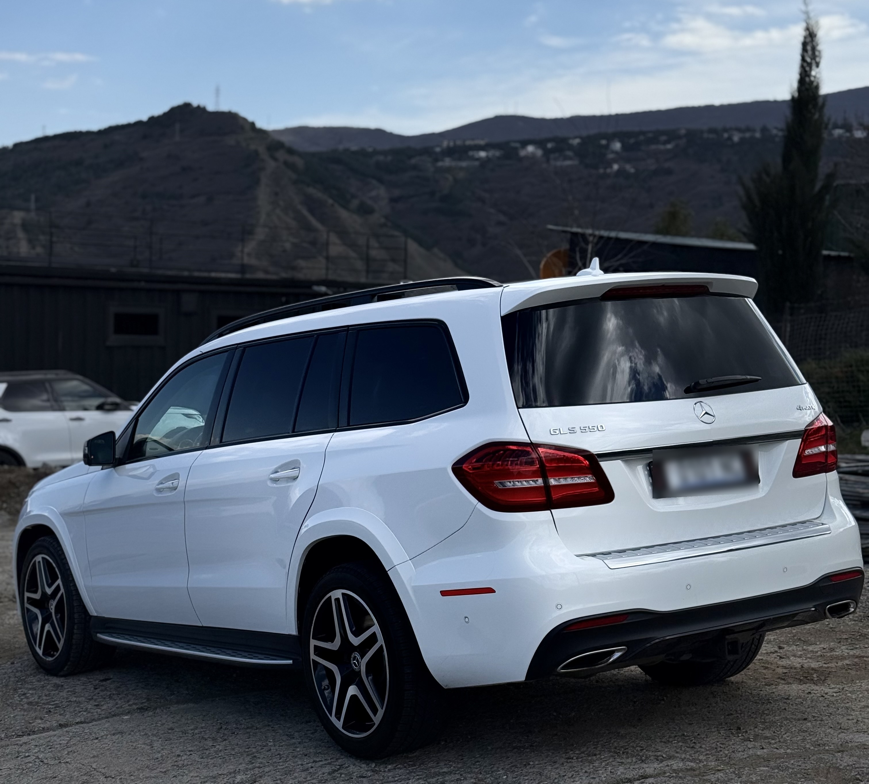 Mercedes-Benz GLS 550 - фото 3