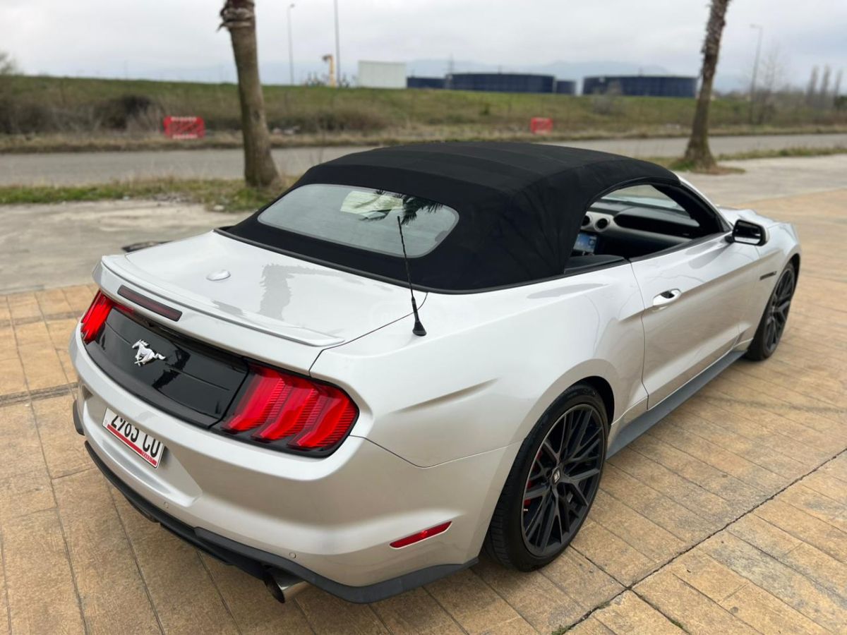 Ford Mustang - фото 7