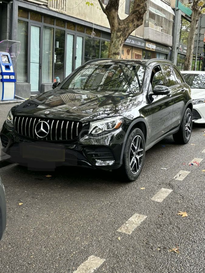 Mercedes-Benz GLC 300 - фото 2