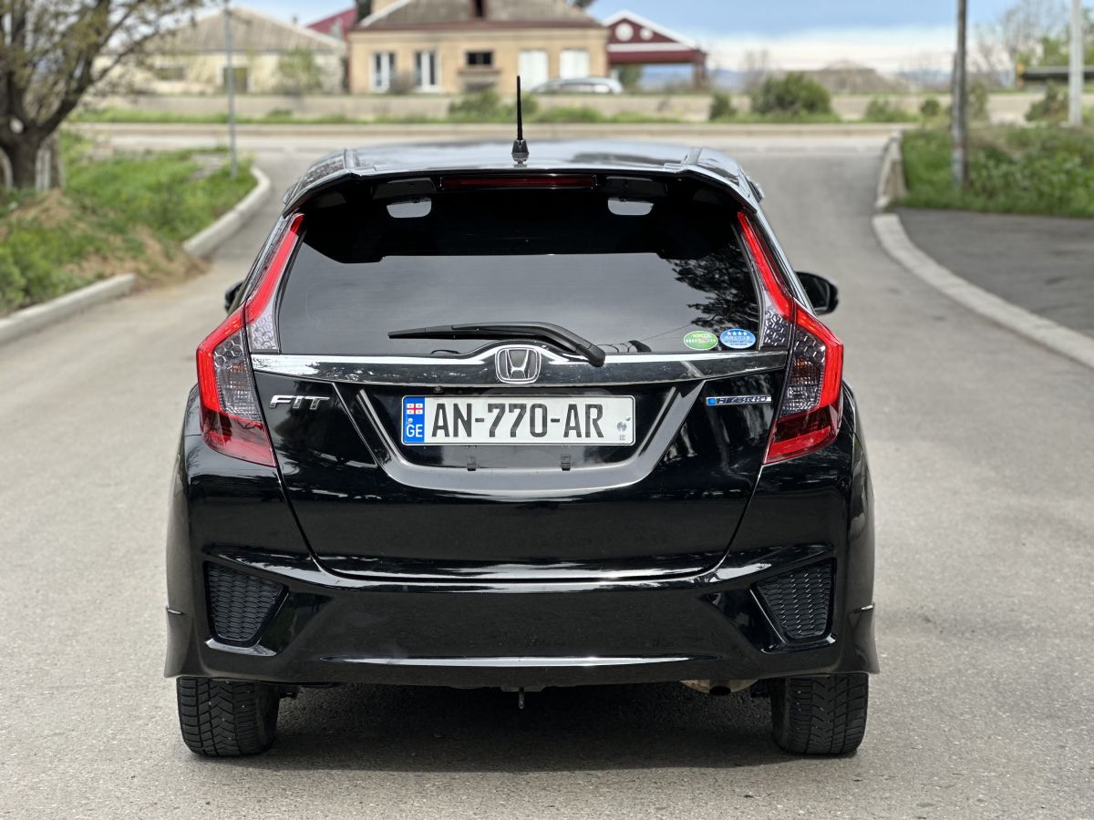 Honda FIT - фото 5