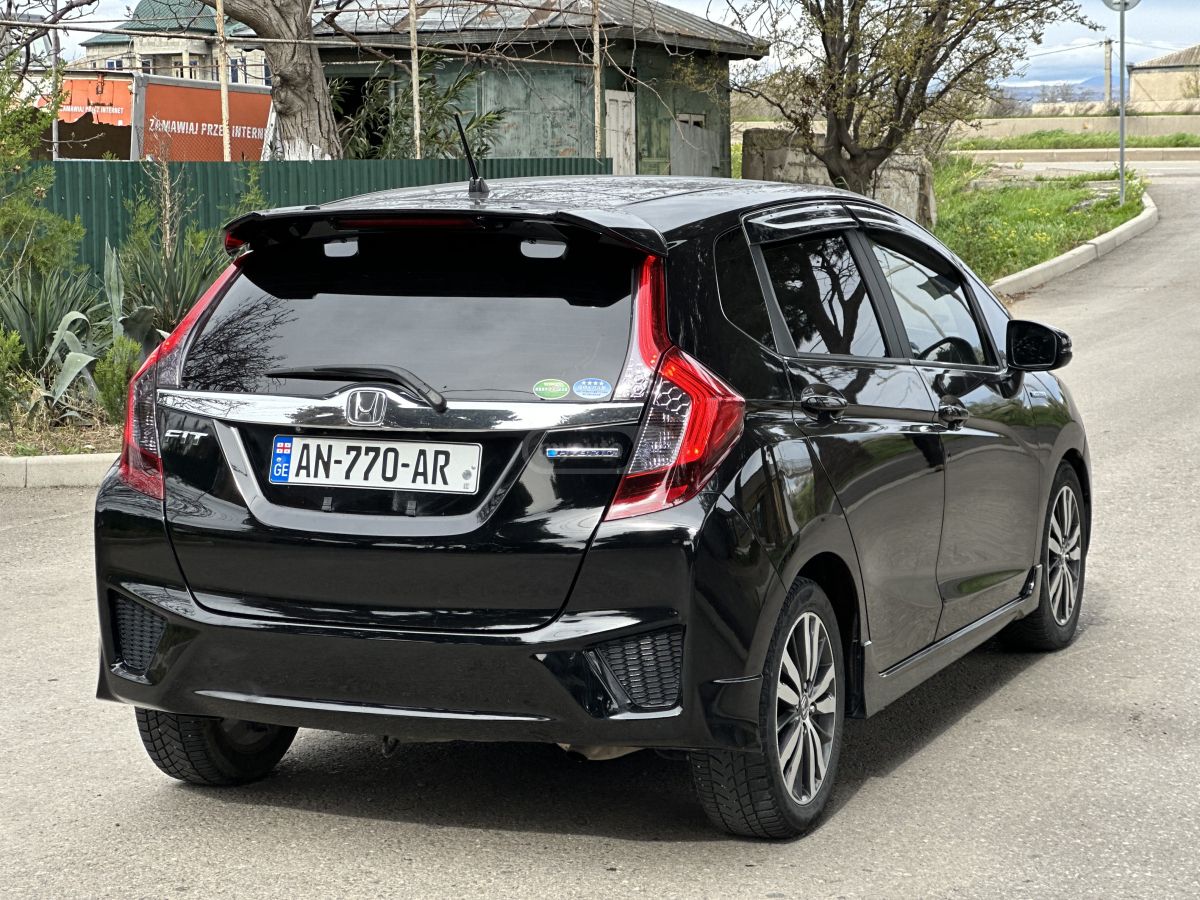 Honda FIT - фото 6