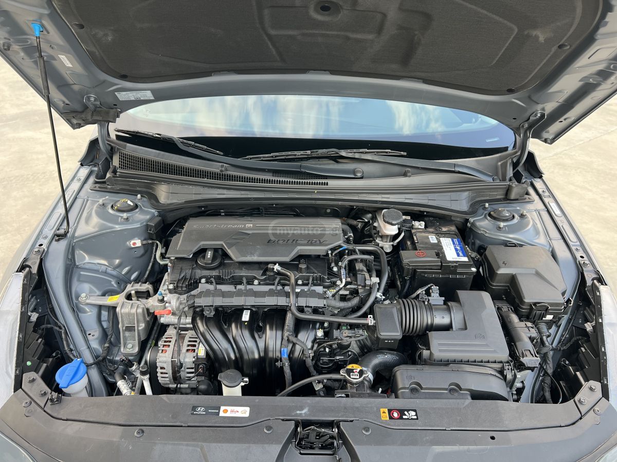 Hyundai Elantra - фото 13