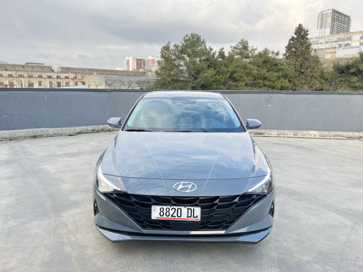 Hyundai Elantra - фото 7