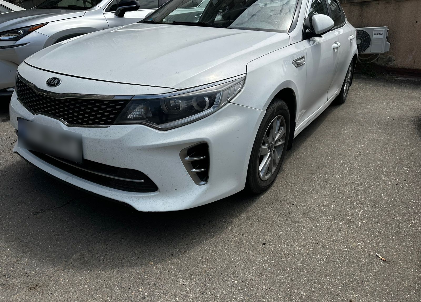 Kia K5 - фото 1