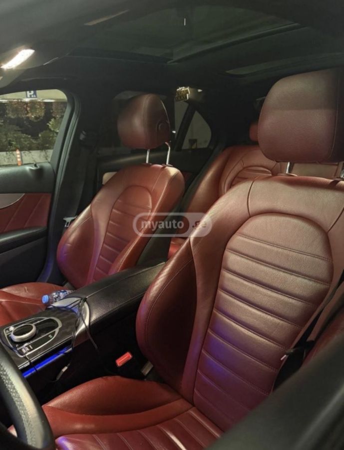 Mercedes-Benz C 300 - фото 10