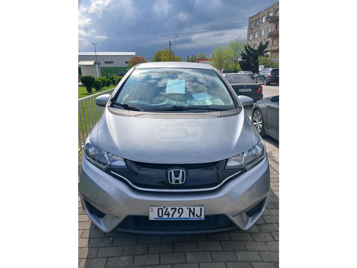 Honda Fit - фото 2