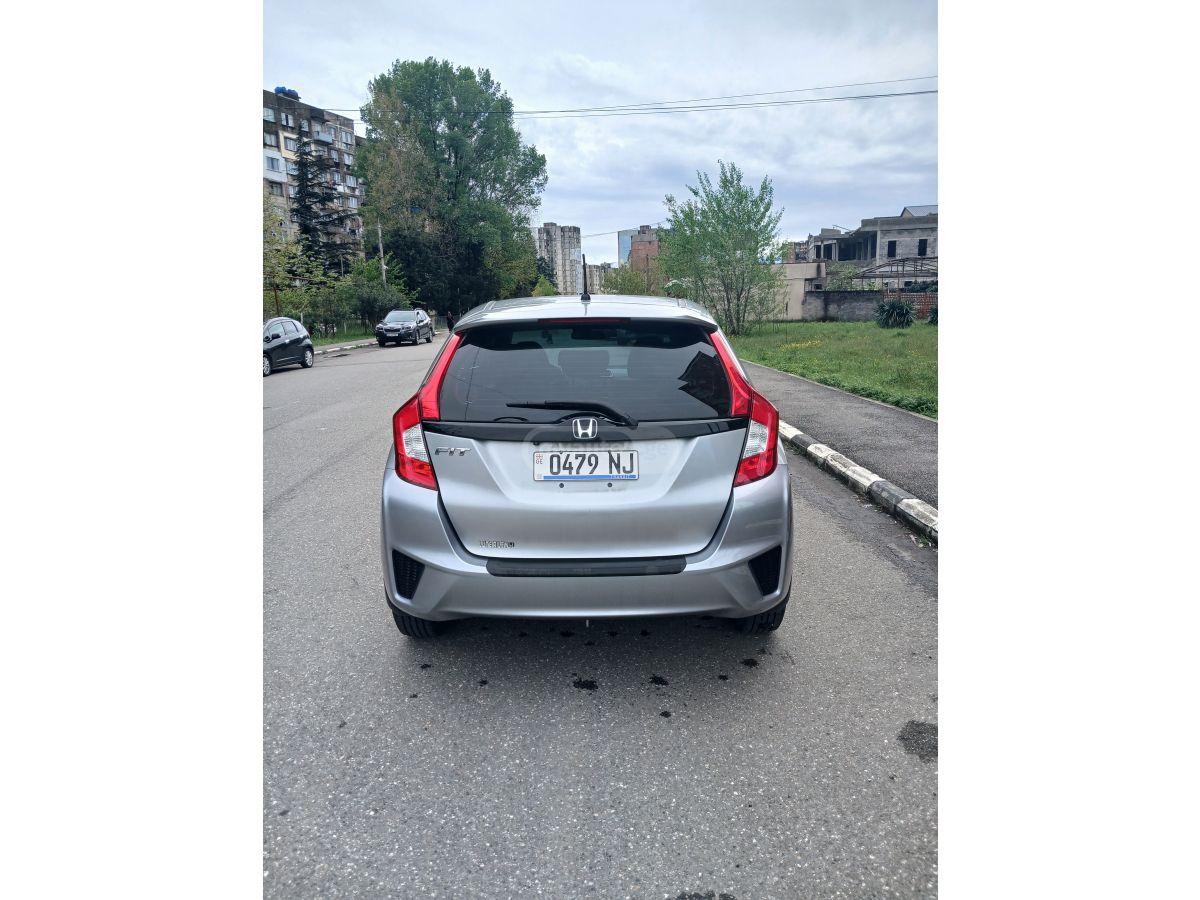 Honda Fit - фото 8