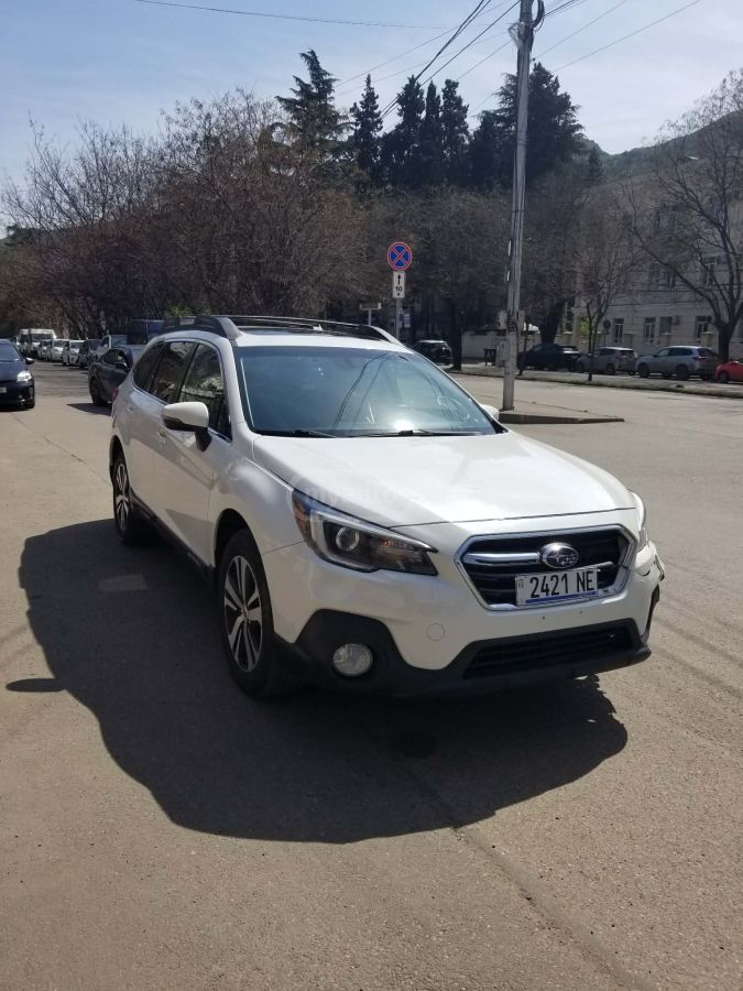 Subaru Outback - фото 1