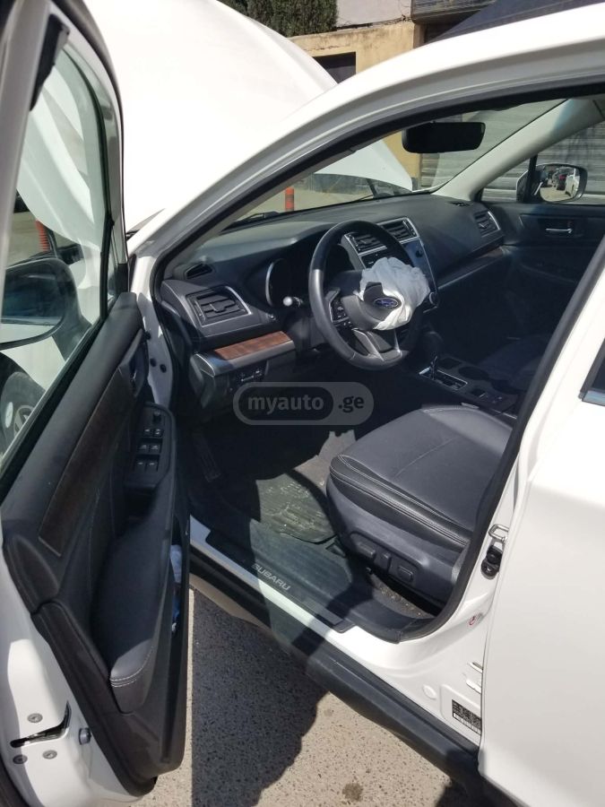 Subaru Outback - фото 10