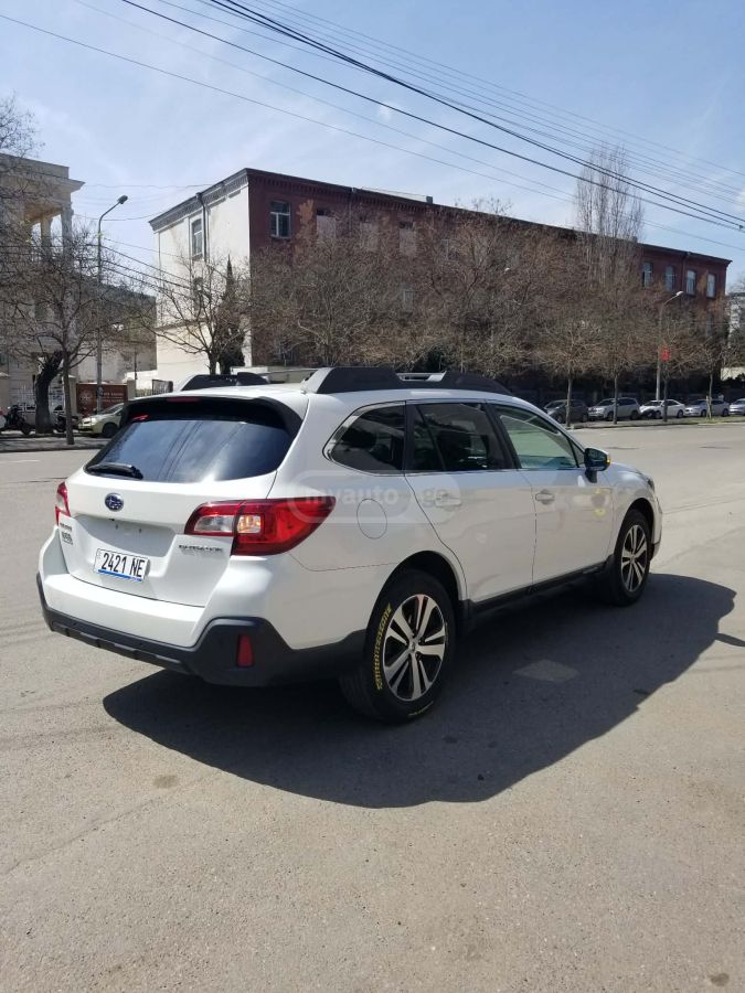 Subaru Outback - фото 7