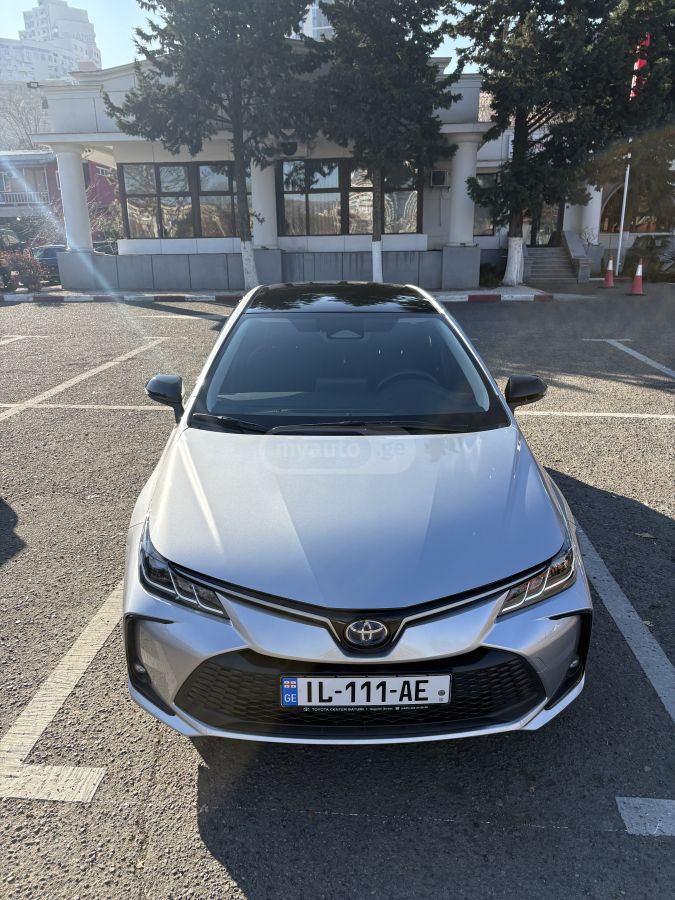 Toyota Corolla - фото 3