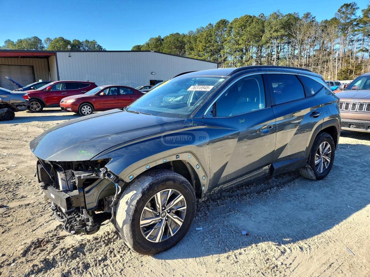 Hyundai Tucson - фото 1