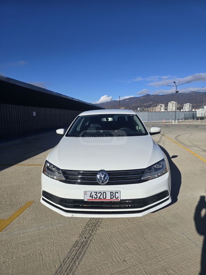 Volkswagen Jetta - фото 1