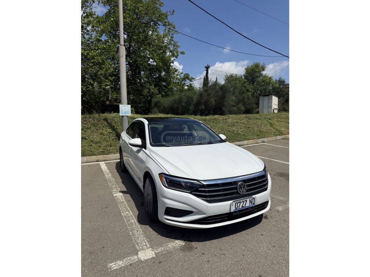 Volkswagen Jetta - фото 2