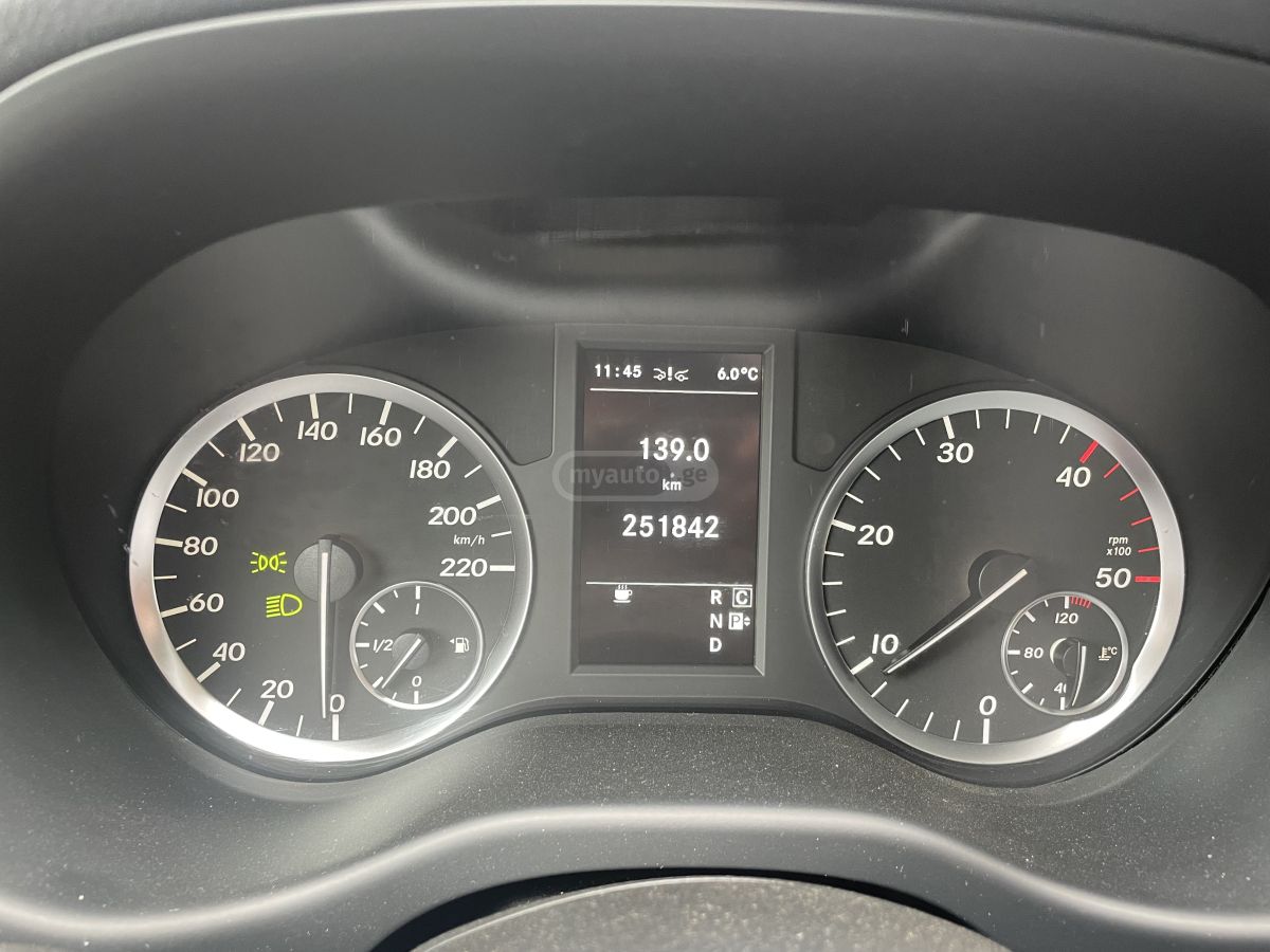 Mercedes-Benz Vito - фото 8