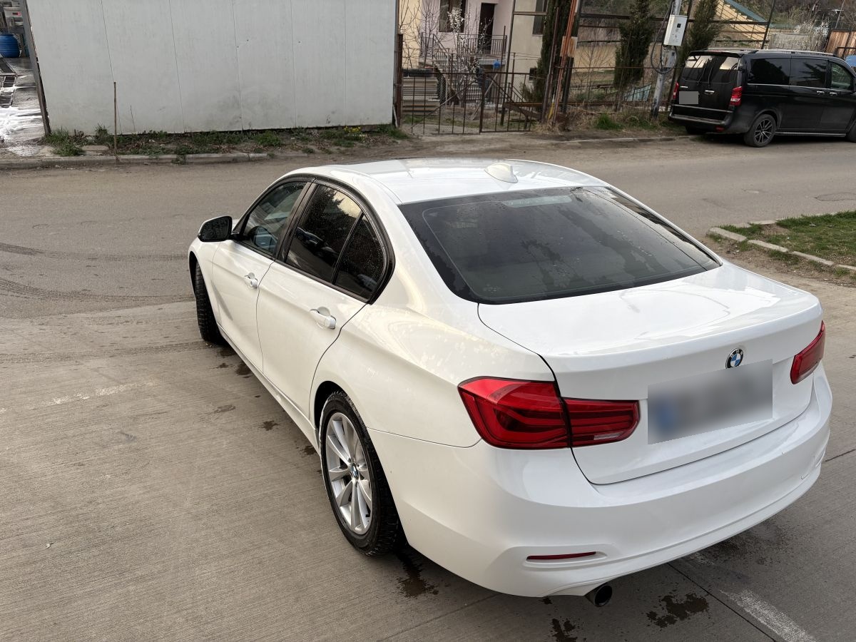 BMW 320 - фото 5