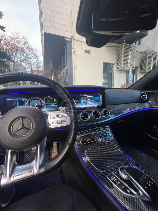 Mercedes-Benz E53 AMG - фото 13