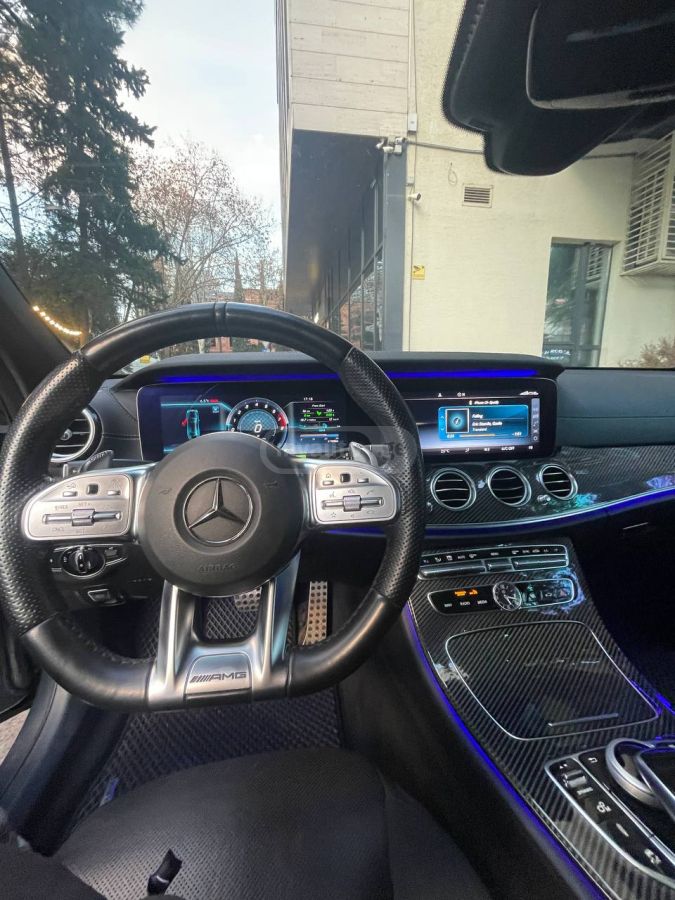 Mercedes-Benz E53 AMG - фото 14