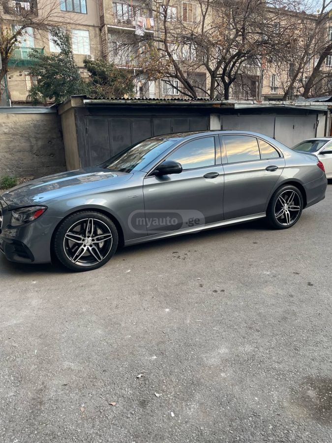 Mercedes-Benz E53 AMG - фото 6