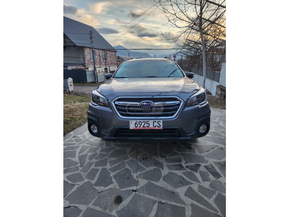 Subaru Outback - фото 1